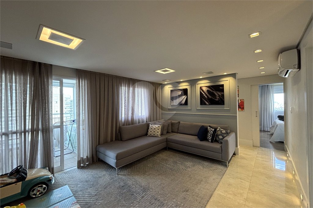 Apartamento à venda com 2 quartos, sendo 1 suíte, em Santa Teresinha, São Paulo, SP