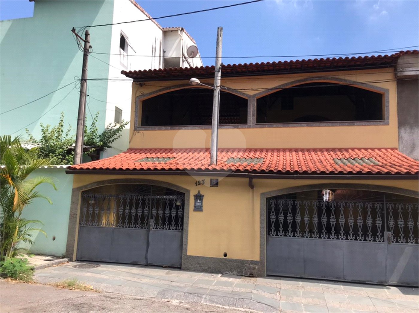 Casa à venda com 3 quartos, sendo 1 suíte,  em Campo Grande, Rio de Janeiro, RJ