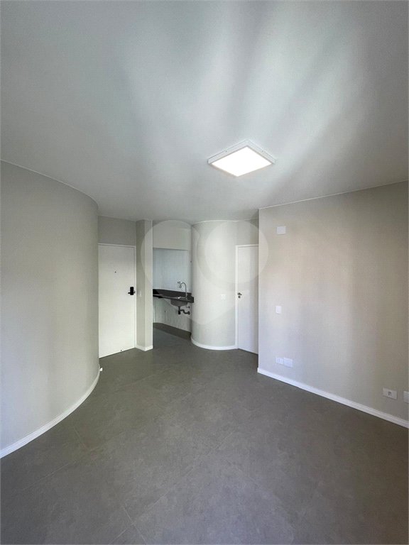 Flat à venda com 1 suíte em Liberdade, São Paulo, SP