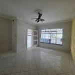 Sobrado com 3 dormitórios à venda, 129 m² por R$ 638.000,00 - Encruzilhada - Santos/SP