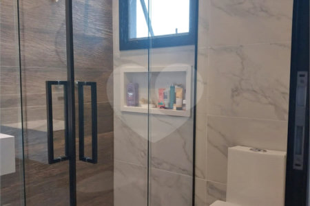 Casa à venda com 3 suítes no condomínio Aruâ Brisas, Mogi das Cruzes - SP