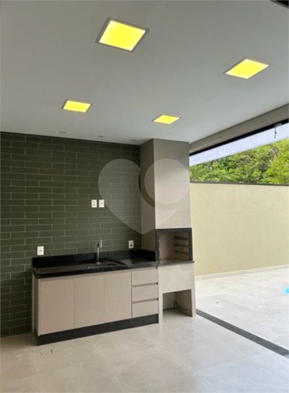 Casa à venda com 3 quartos, sendo 1 suíte, no condomínio Residencial Lagos D Icarai, Salto - SP