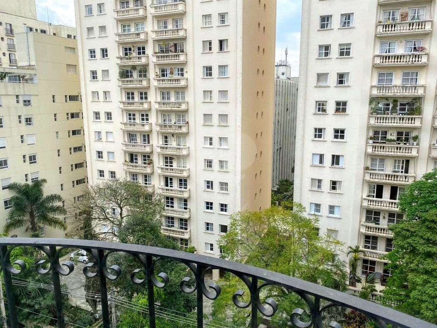 Apartamento para alugar com 3 quartos, sendo 1 suíte,  em Paraíso, São Paulo, SP