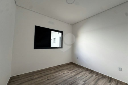 Casa à venda com 3 quartos, sendo 1 suíte, no condomínio Residencial Villagio Wanel, Sorocaba - SP