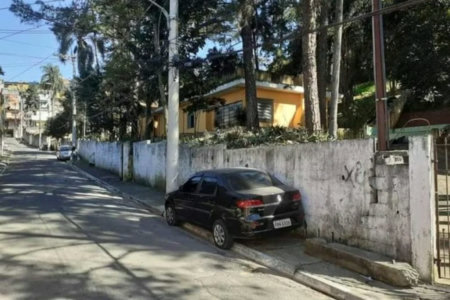 Terreno à venda em Jardim Dom José, São Paulo, SP