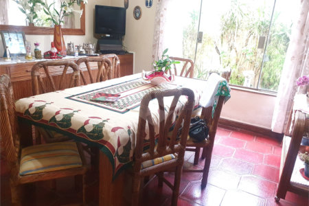 Casa à venda com 4 quartos, sendo 1 suíte, em Interlagos, São Paulo, SP