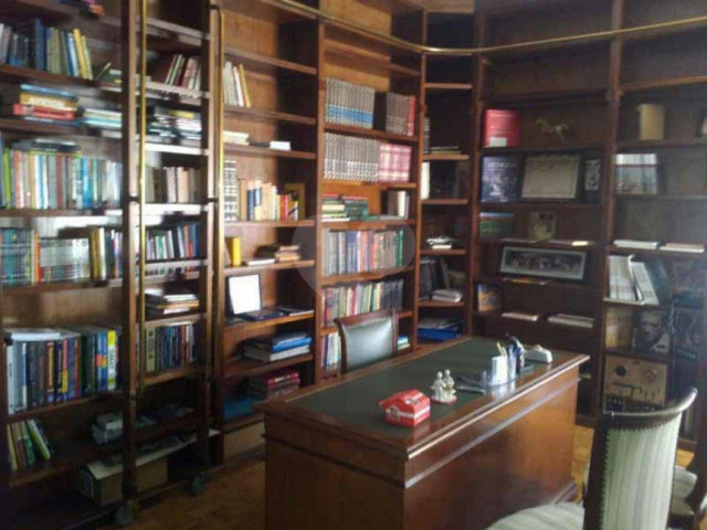 Apartamento à venda com 3 quartos, sendo 1 suíte,  em Bela Vista, São Paulo, SP