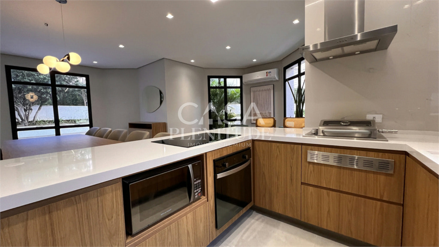 Apartamento à venda com 4 quartos, sendo 1 suíte,  em Vila Mariana, São Paulo, SP