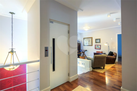 Casa à venda com 4 suítes no condomínio L`exclusive, São Paulo - SP