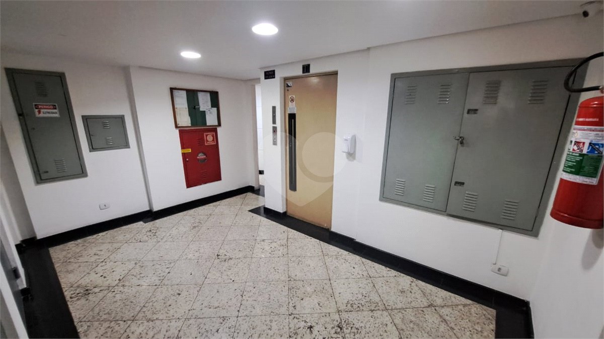Apartamento à venda com 3 quartos, sendo 1 suíte, em Vila Mariana, São Paulo, SP