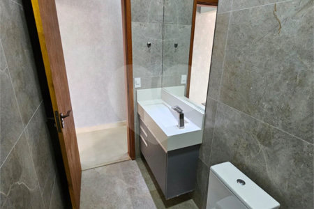 Casa à venda com 3 quartos, sendo 1 suíte,  no condomínio Mantova, Indaiatuba - SP