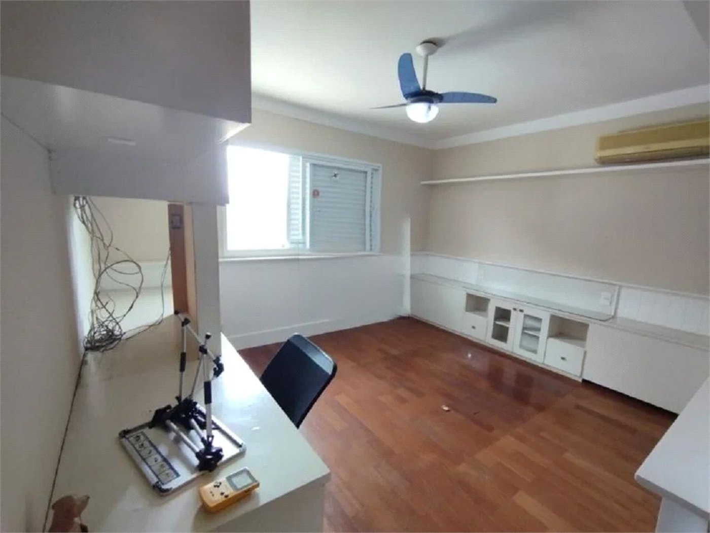 Casa à venda com 5 quartos, sendo 4 suítes,  em Parque dos Príncipes, São Paulo, SP