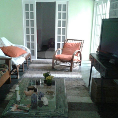 Sobrado à venda com 6 quartos, sendo 1 suíte, em Santa Teresinha, São Paulo, SP