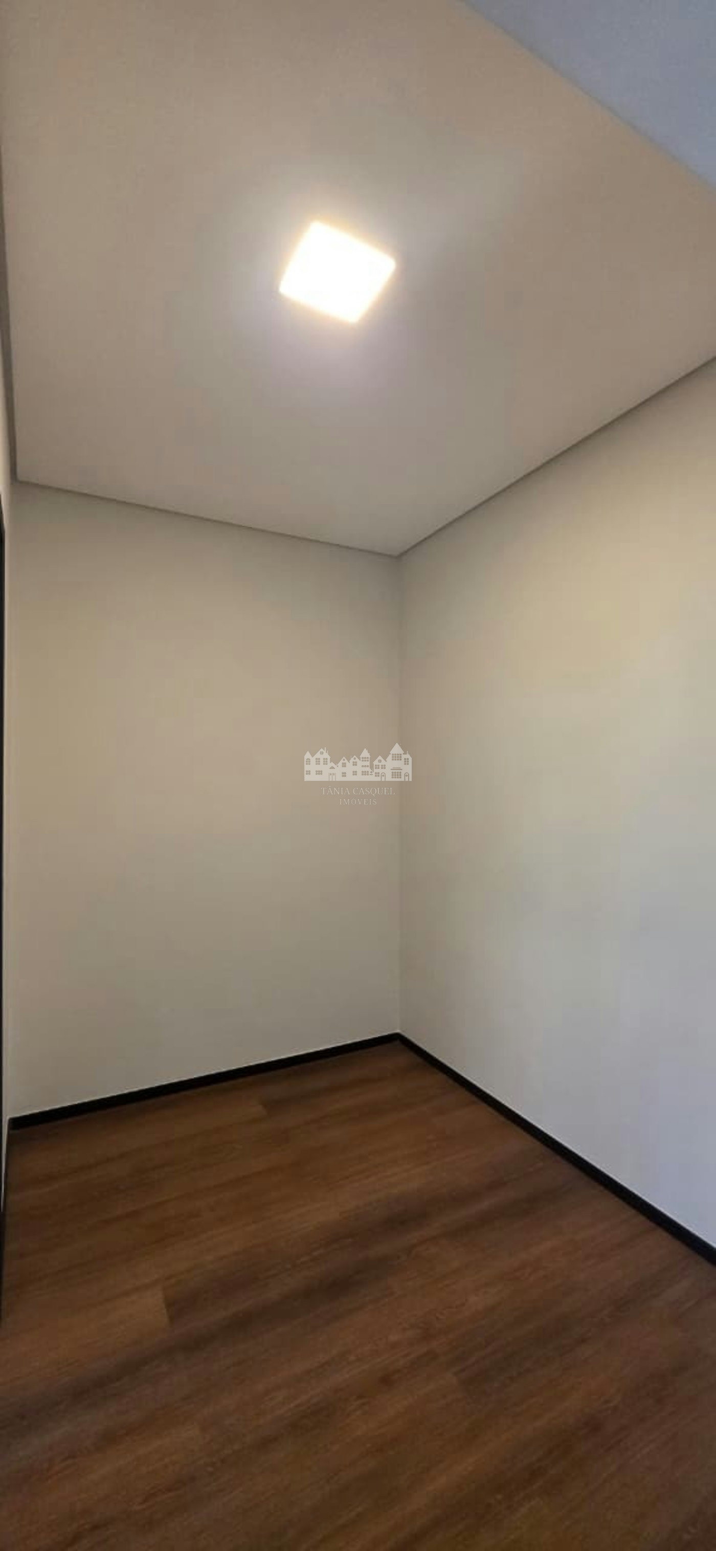 Casa à venda com 4 quartos, sendo 3 suítes, em Nova Gardênia, Atibaia, SP