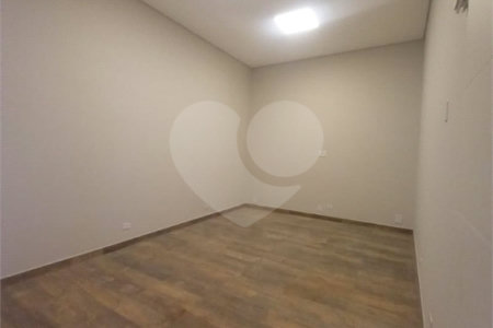Casa à venda com 4 suítes no condomínio Estância Marambaia, Vinhedo - SP