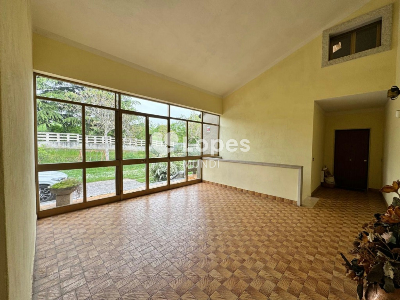 Casa multifamiliar à venda em Verona, Itália – 3 unidades e 12.000 m²