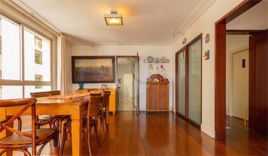Apartamento à venda com 4 quartos, sendo 1 suíte,  em Cidade Monções, São Paulo, SP
