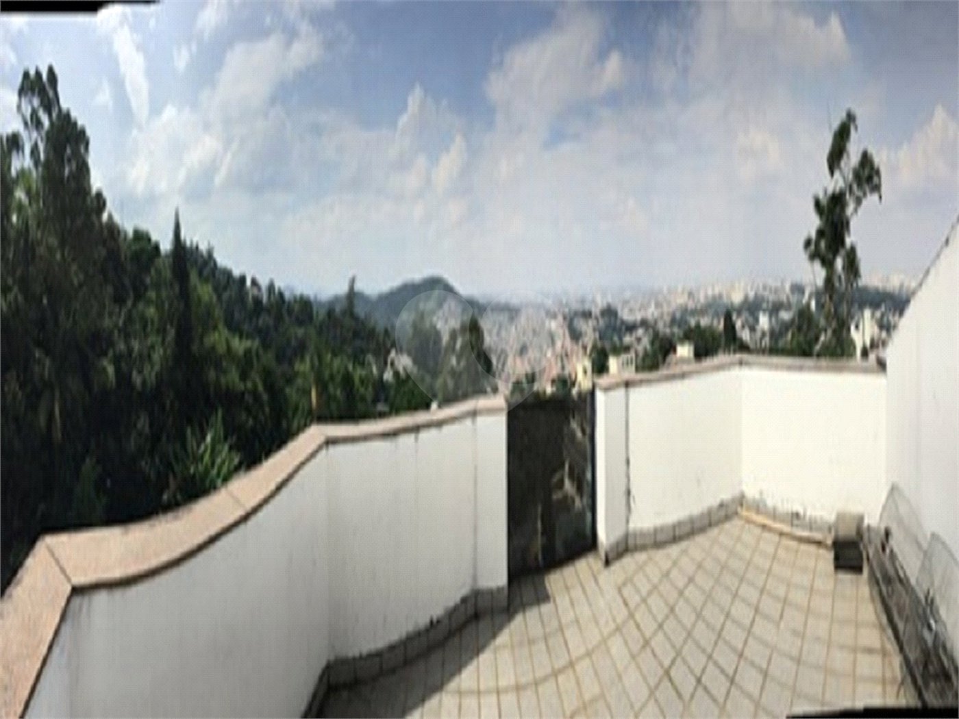 Sobrado à venda com 5 quartos, sendo 2 suítes,  em Tremembé, São Paulo, SP