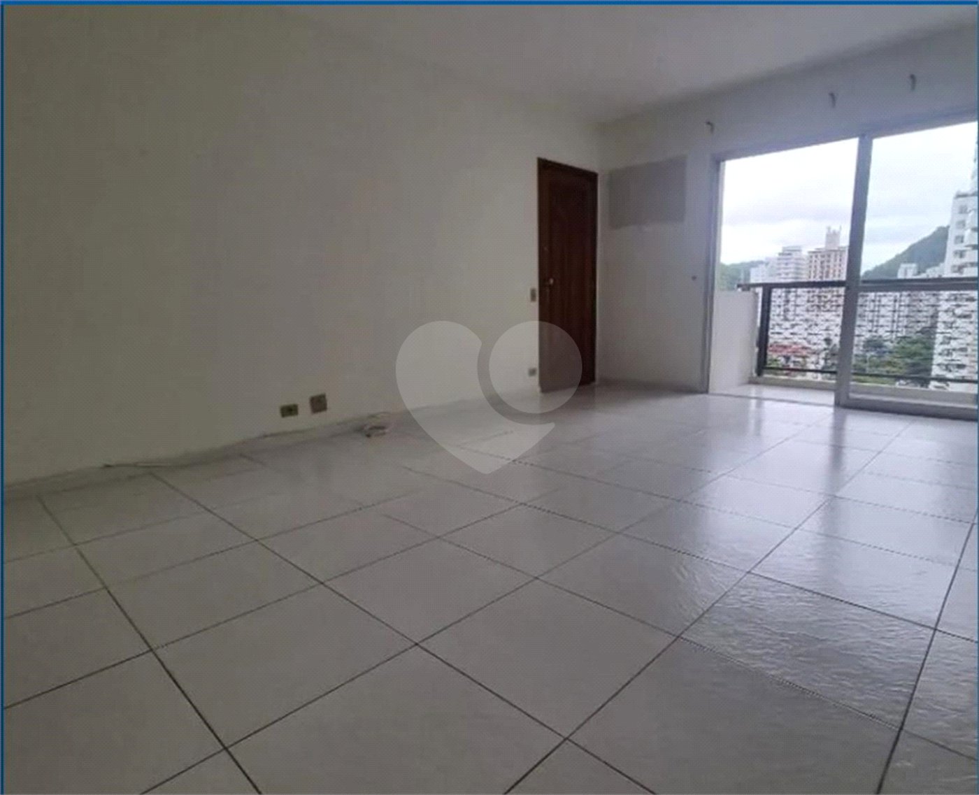 Apartamento à venda com 3 quartos em Pitangueiras, Guarujá, SP