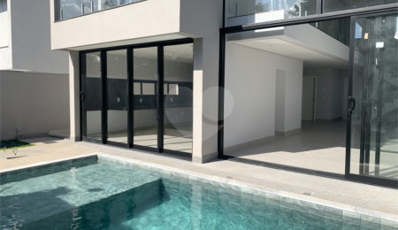 Casa à venda ou para alugar com 4 quartos, sendo 3 suítes,  no condomínio Alphaville Nova Esplanada 1, Votorantim - SP