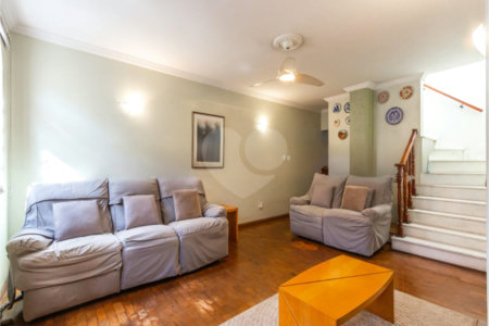 Sobrado à venda com 3 quartos, sendo 1 suíte, em Chácara Santo Antônio, São Paulo, SP