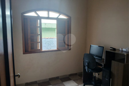 Casa à venda com 4 quartos, sendo 1 suíte, em Jardim Rosa de Franca, Guarulhos, SP