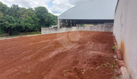 Terreno à venda em Vila Carmem, São Carlos, SP