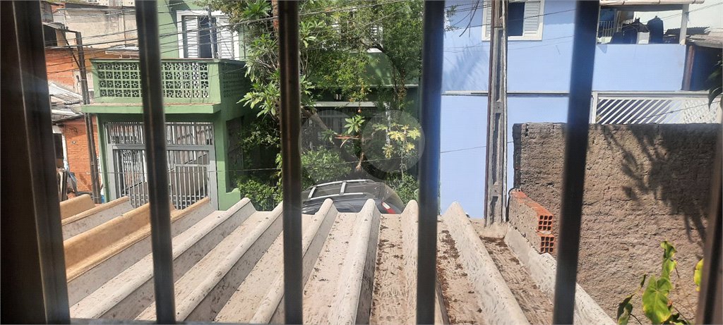 Sobrado à venda com 3 quartos em Rio Pequeno, São Paulo, SP