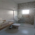 Casa à venda com 3 quartos, sendo 1 suíte,  no condomínio Atibaia Park 1, Atibaia - SP