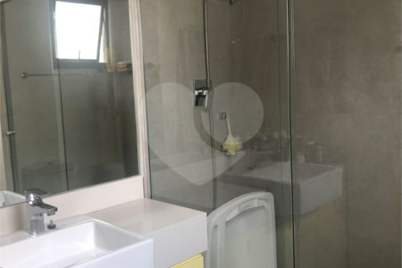 Apartamento à venda com 3 quartos, sendo 2 suítes, em Vila Nova Conceição, São Paulo, SP