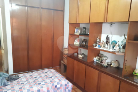 Sobrado à venda com 4 quartos, sendo 1 suíte, em Jardim São Paulo(zona Norte), São Paulo, SP