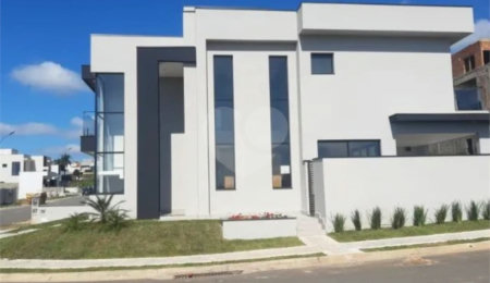 Casa à venda com 3 suítes no condomínio Mont'alcino, Valinhos - SP