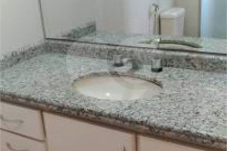 Apartamento à venda com 3 quartos, sendo 1 suíte, em Santo Amaro, São Paulo, SP