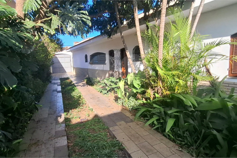 Casa Térrea à venda ou para alugar com 3 suítes em Vila Isolina Mazzei, São Paulo, SP
