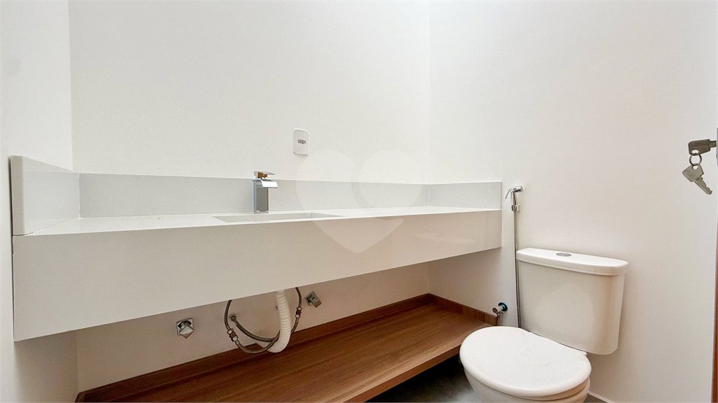 Casa à venda com 3 quartos, sendo 1 suíte,  no condomínio Jardim Piemonte, Indaiatuba - SP