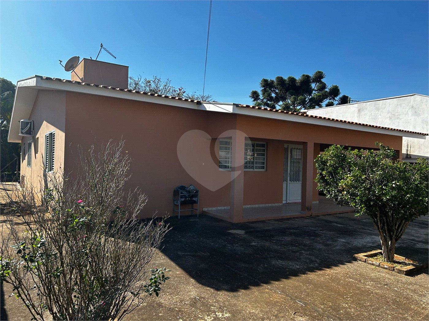Casa à venda com 2 quartos, sendo 1 suíte,  em Chapadinha, Itapetininga, SP