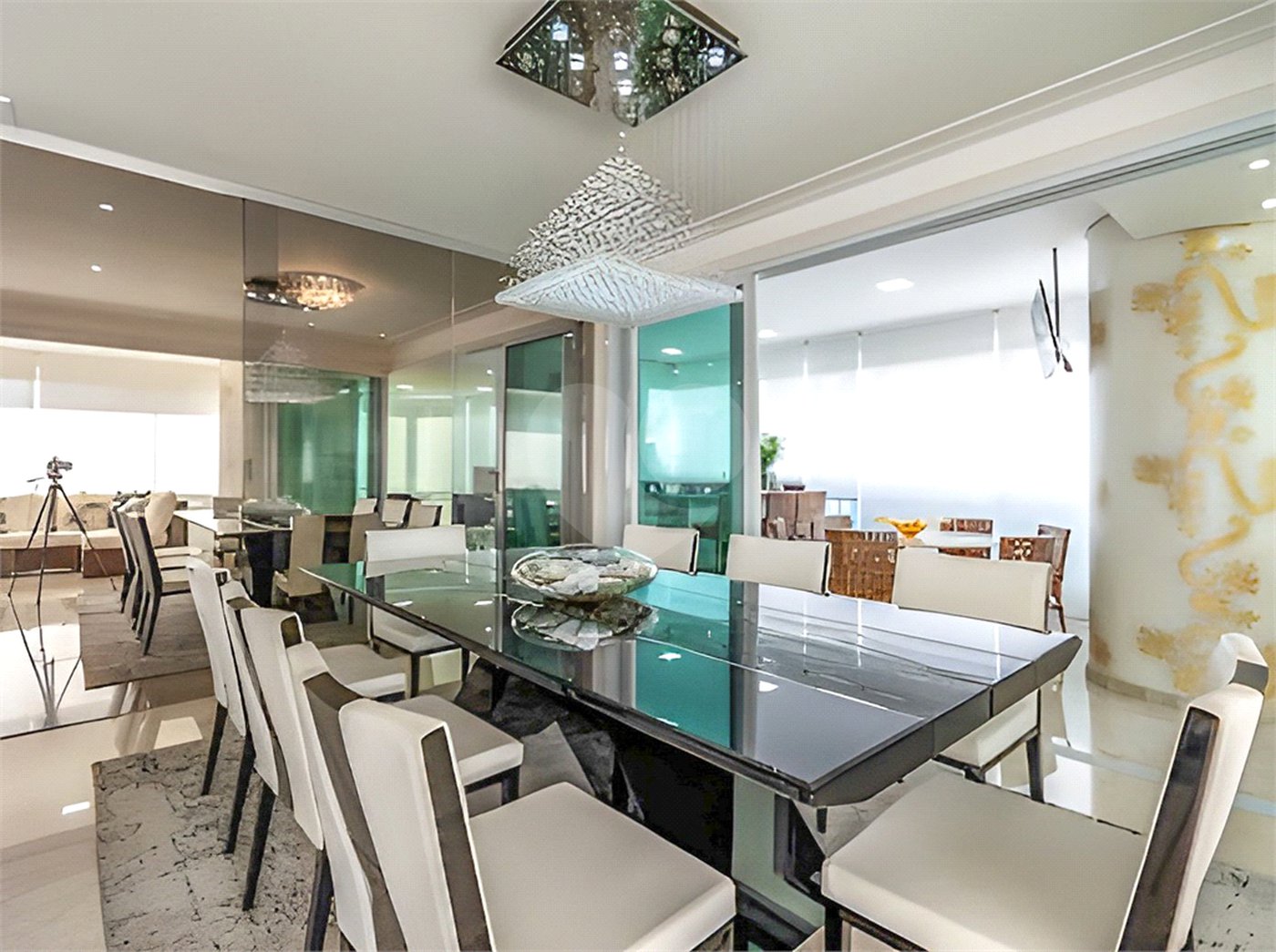 APARTAMENTO ALTO PADRÃO 335 M2 COM 4 SUÍTES Á VENDA - JARDIM ANÁLIA FRANCO ACEITA PERMUTA