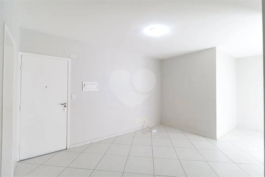 Apartamento à venda com 3 quartos, sendo 1 suíte, em Vila Mazzei, São Paulo, SP
