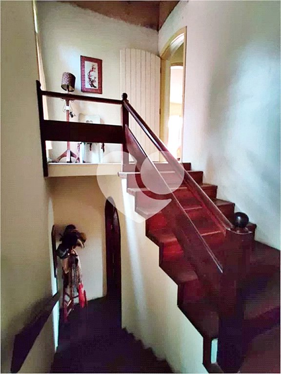 Casa à venda com 4 quartos, sendo 1 suíte, no condomínio Chacarás Bela Vista, Mairiporã - SP