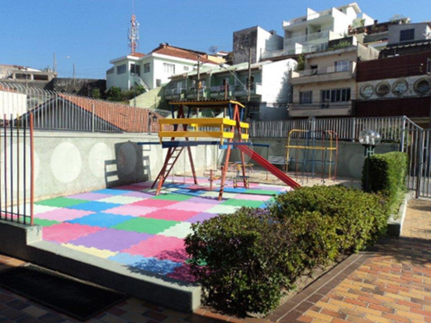 Apartamento à venda com 2 quartos em Vila Romero, São Paulo, SP