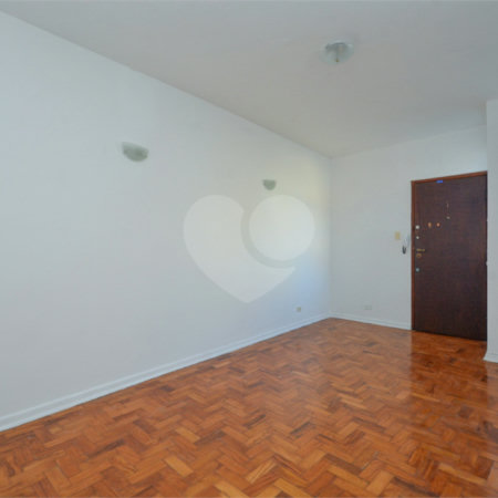 Apartamento à venda com 2 quartos em Vila Mariana, São Paulo, SP