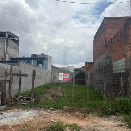 Terreno à venda em Jardim Quaresmeira II, Suzano, SP