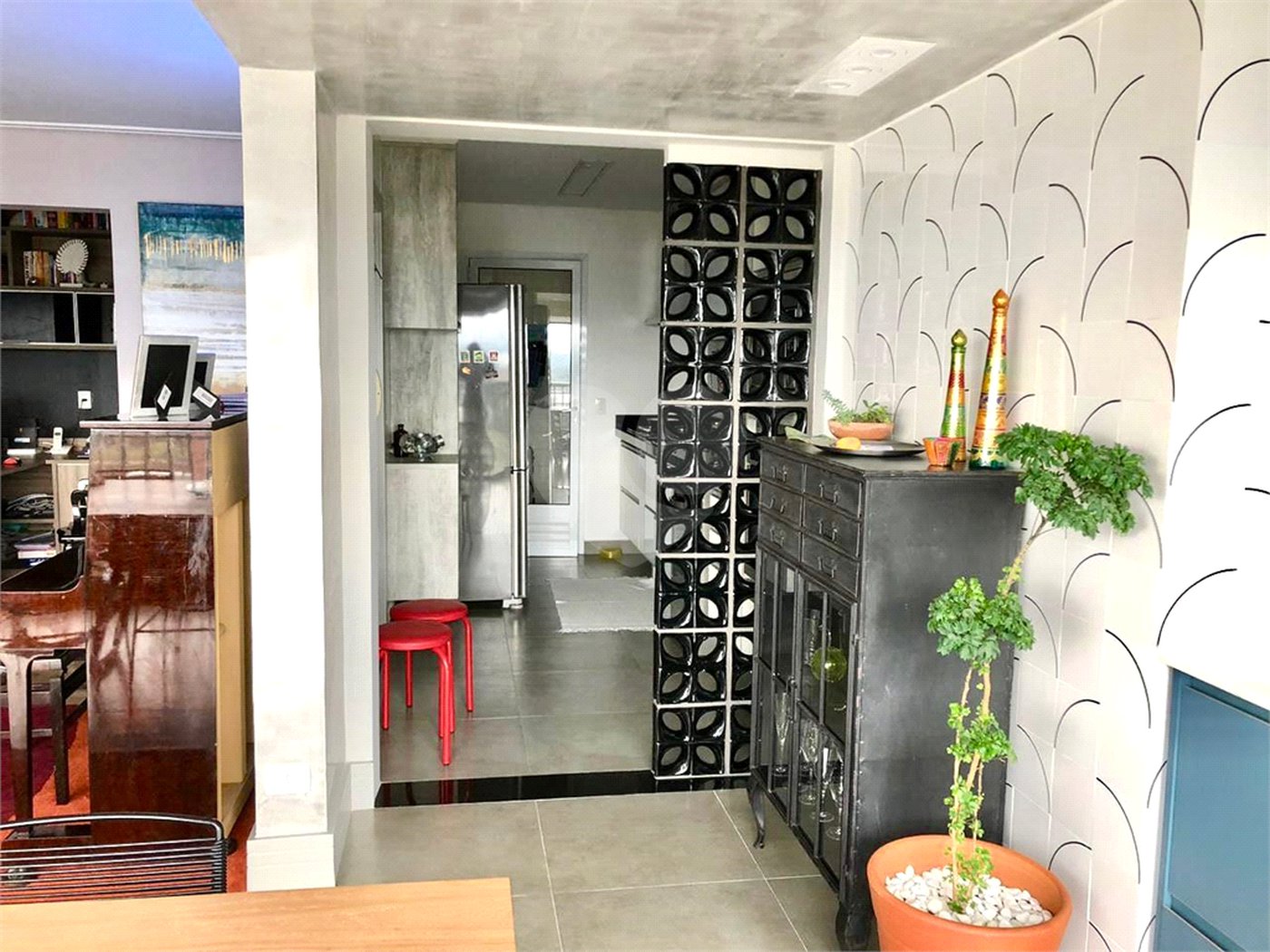 Apartamento à venda com 3 quartos, sendo 1 suíte,  em Campo Grande, São Paulo, SP