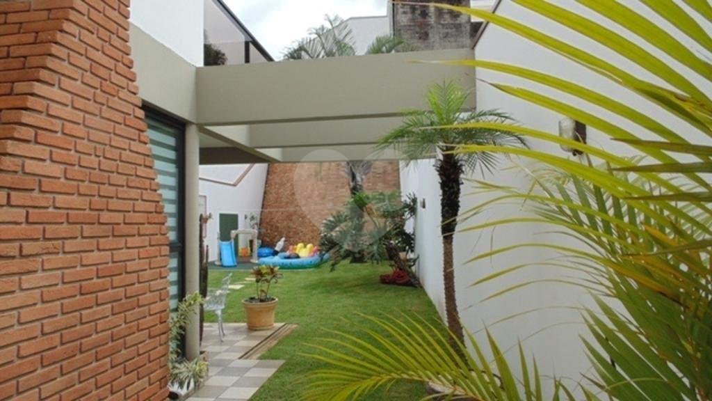 Sobrado à venda com 4 quartos, sendo 3 suítes,  em Jardim Franca, São Paulo, SP