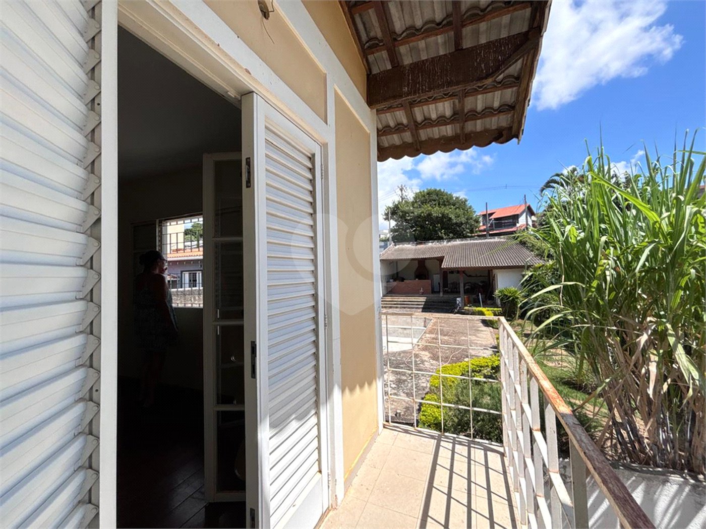 Casa à venda com 5 quartos, sendo 2 suítes,  em Jardim Maristela, Atibaia, SP