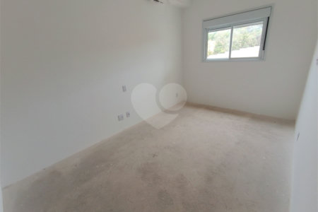 Apartamento à venda com 2 quartos, sendo 1 suíte, em Bairro do Cambará, São Roque, SP