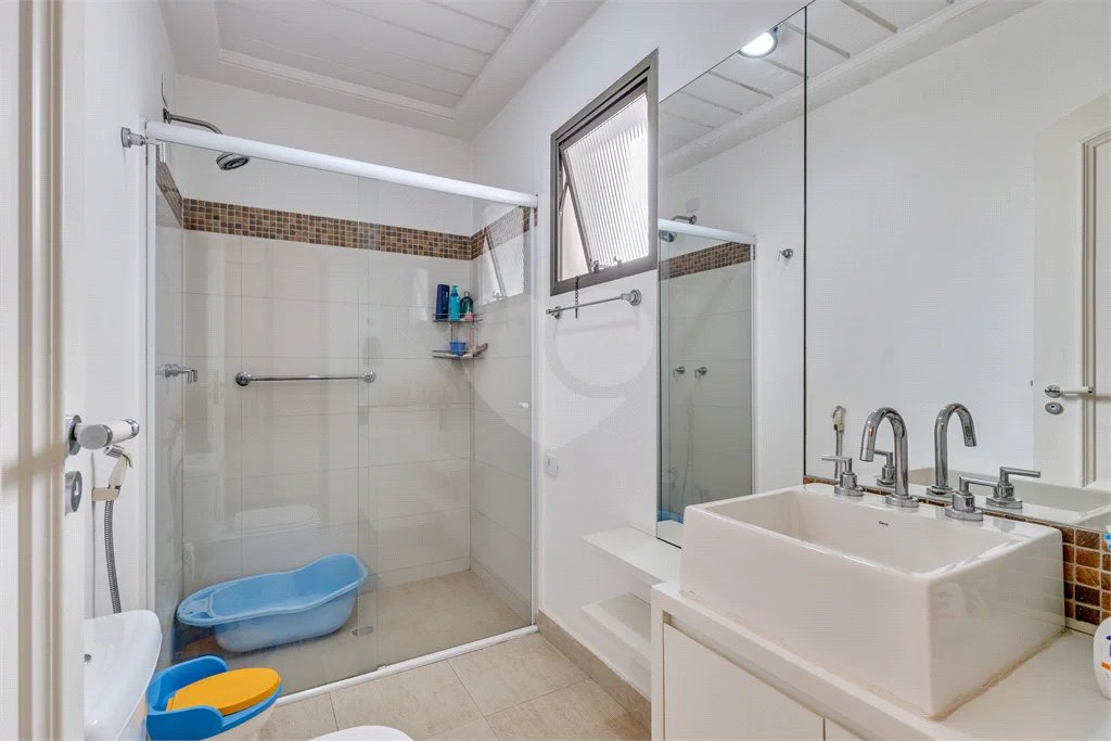 Apartamento à venda com 4 quartos, sendo 2 suítes, em Brooklin, São Paulo, SP