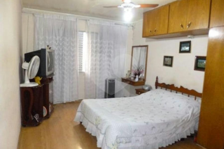 Sobrado à venda com 3 quartos, sendo 1 suíte,  em Santana, São Paulo, SP