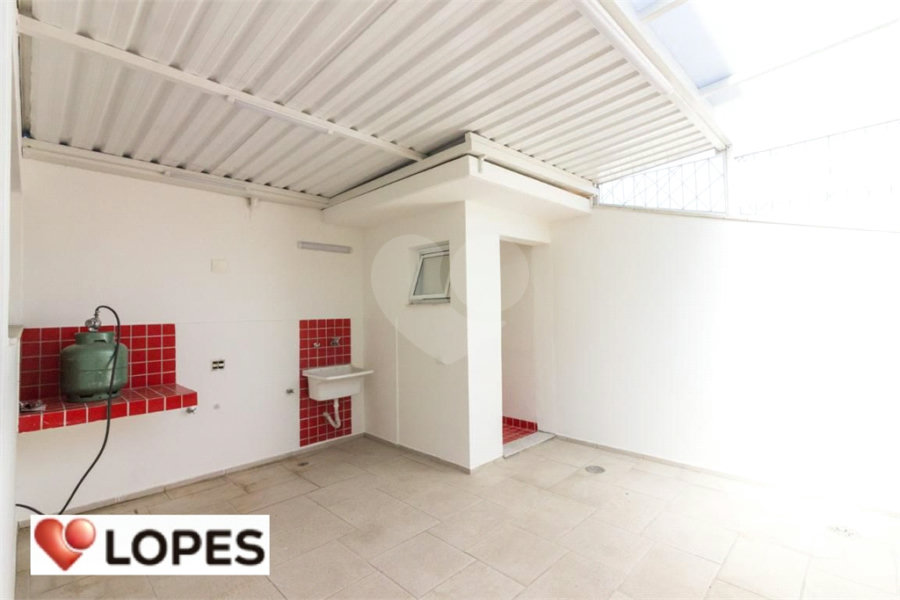 Casa à venda com 3 suítes em Santana, São Paulo, SP