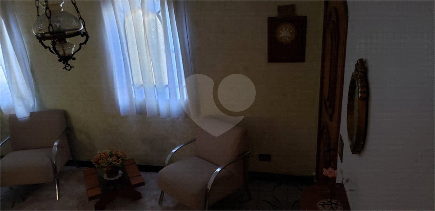 Sobrado à venda com 3 quartos, sendo 1 suíte, em Tremembé, São Paulo, SP
